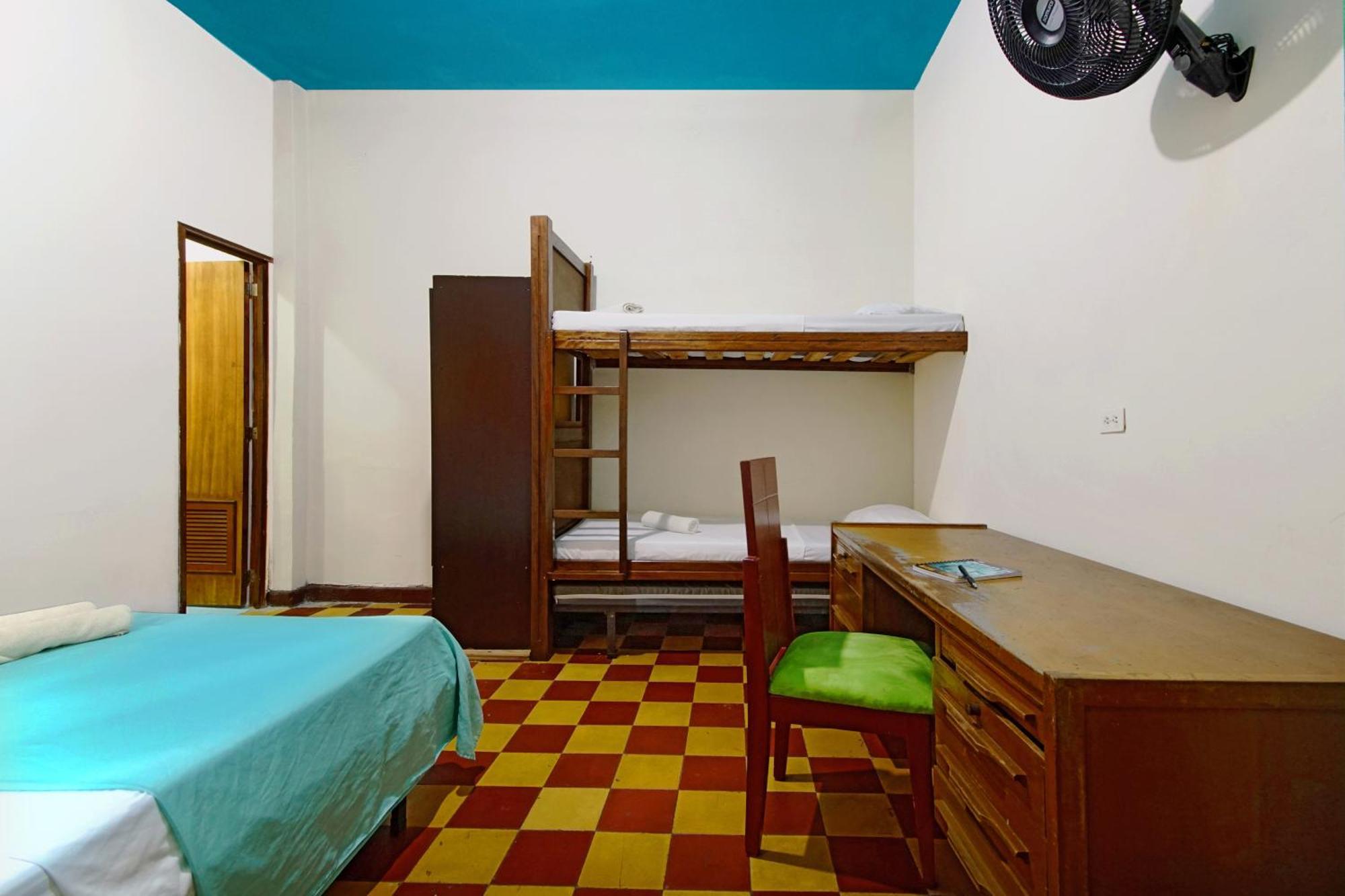 Ding-Dong Hostel Cali Kültér fotó