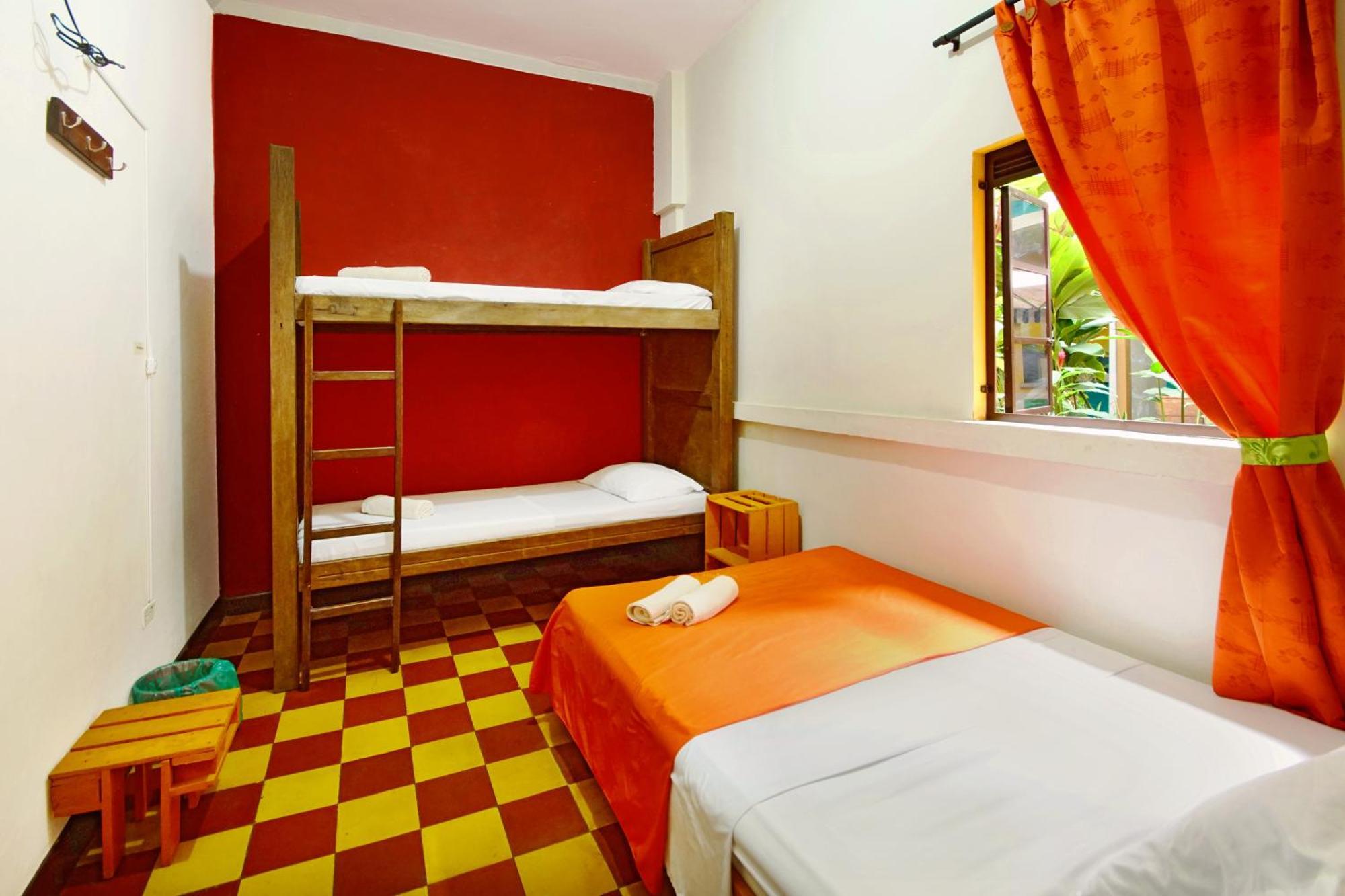Ding-Dong Hostel Cali Kültér fotó
